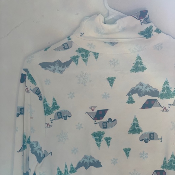 Grandma Winter Turtleneck - Picture 8 of 8